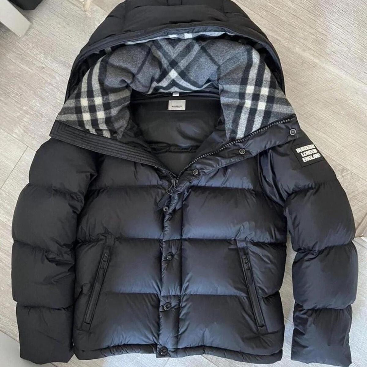 1:1 Burberry puffer