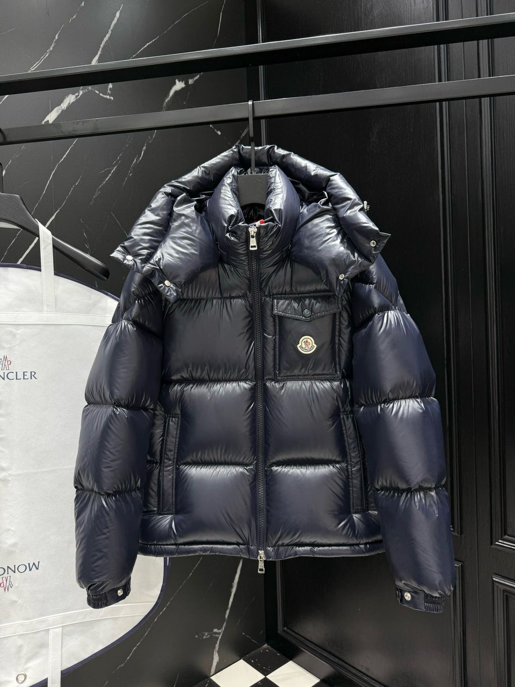 1:1 Moncler puffer